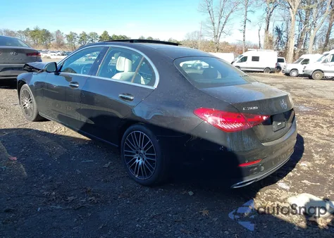 2022 Mercedes-Benz C 300 4Matic из США, поврежденный, VIN W1KAF4HB2NR034336